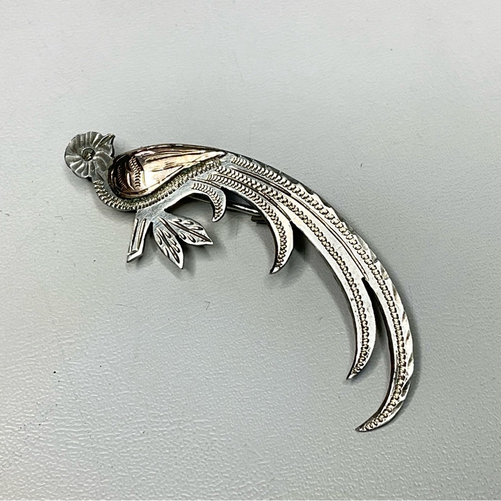Vintage 900 Silver & 10K Bird Brooch Pin South American